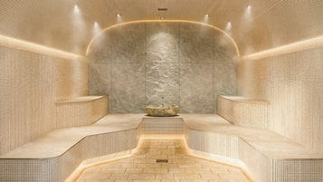 Salas de tratamiento para parejas y baño turco o hammam