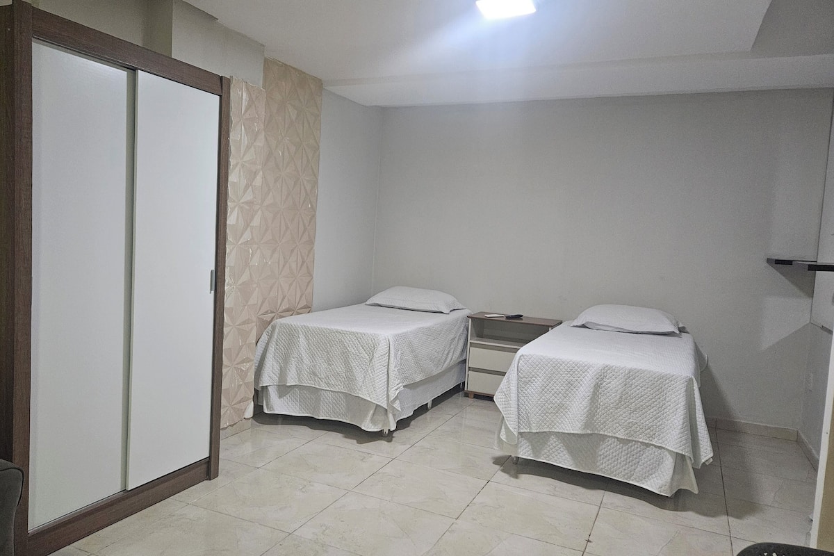 Family Studio | Laptop workspace, free WiFi