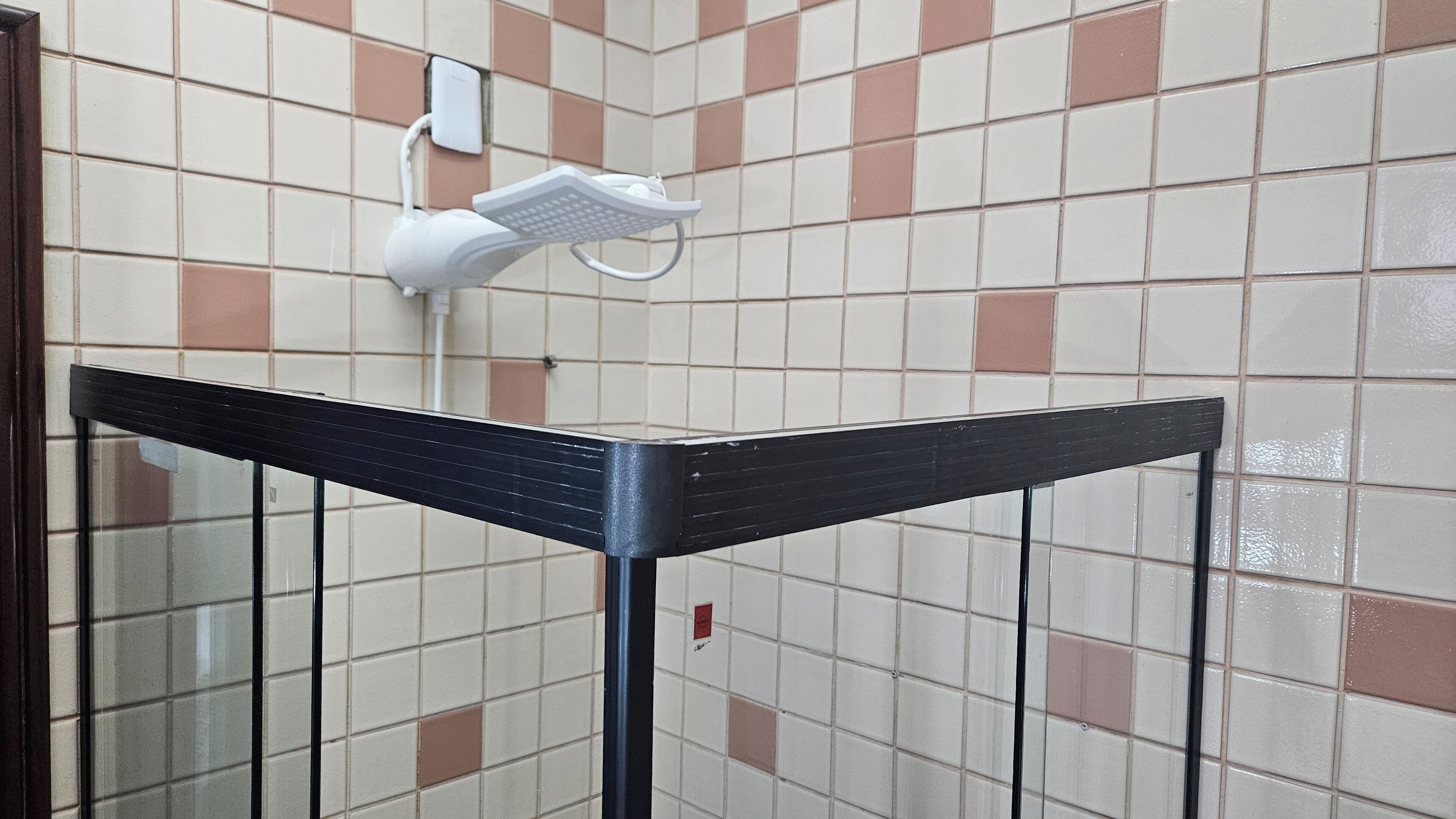 Quarto básico | Parte interna