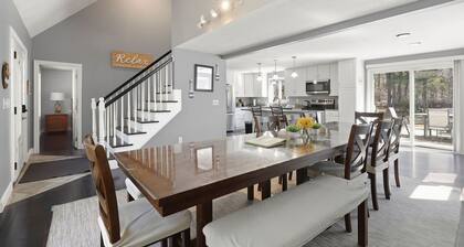 Family-Friendly Mashpee Retreat w/ Outdoor Fun