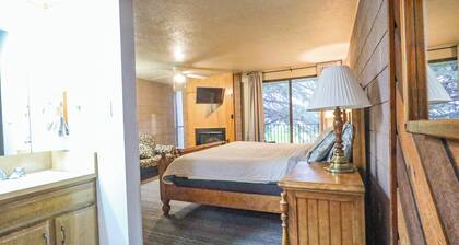 Lovely family condo in Lava Hot Springs perfect for relaxing stays