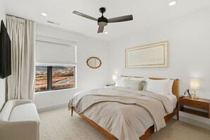 7 bedrooms, iron/ironing board, travel cot, WiFi - Coastal Isle Luxury Retreat (Washington)