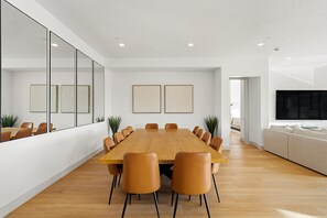 Dining - Coastal Isle Luxury Retreat (Washington)