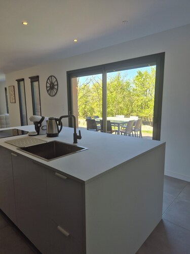 Modern house in the countryside - Peace, comfort and nature