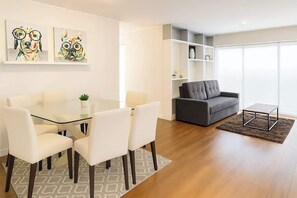 Interior - 2 APTS in One Building · Ideal for Large Groups! (Miraflores)
