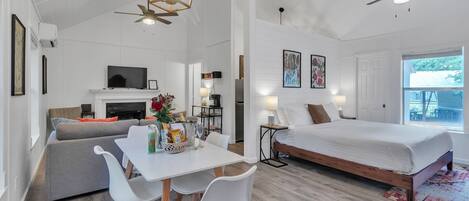 Silitysrauta/-lauta, internet, vuodevaatteet