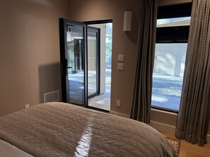 4 chambres, fer et planche à repasser, draps fournis