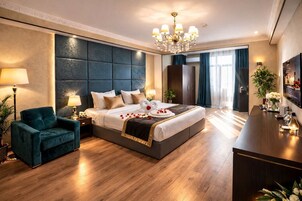 Comfort kamer, 1 twee- of 2 eenpersoonsbedden, uitzicht op stad | Luxe beddengoed, Select Comfort-bedden, een minibar