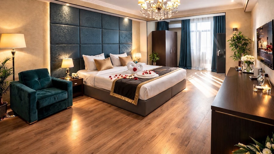 Grand Boutique Hotel