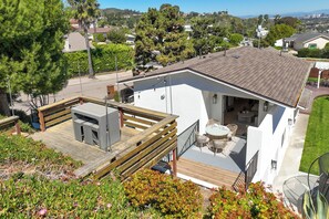 Outdoor dining - Brand New Peaceful La Jolla Home (San Diego)