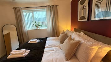 Strygejern/strygebræt, Wi-Fi, sengetøj