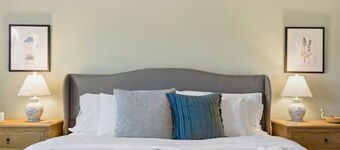 4 BR/3 BA, Pets OK, In-Unit W/D, Longer Stays OK, In-Unit W/D