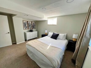 2 Schlafzimmer, Bügeleisen/Bügelbrett, Reisekinderbett, kostenloses WLAN