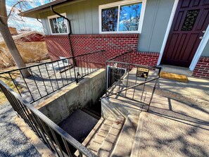 تفاصيل الفندق من الخارج