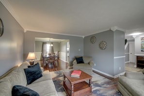 TV - 3 Mi to Butler U: Family-Friendly Indy Home (Indianapolis)