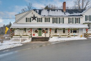Exterior - 1 Mi to Black Mountain: Home w/ Hot Tub Access (Jackson)