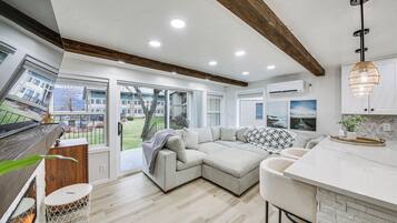 TV, fireplace, video games