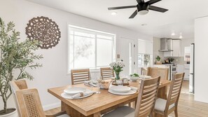 House (2 Bedrooms) | Interior - Hot Tub BBQ Island Outdoor Living Near San Diego Beaches Glidden Glow by Avantstay (San Diego)