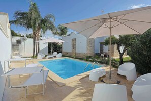Pool - Boomerang Apartments 7 – Contemporary Design Suite con Piscina ad Avetrana – a soli 5 minuti da Punta Prosciutto (Avetrana)