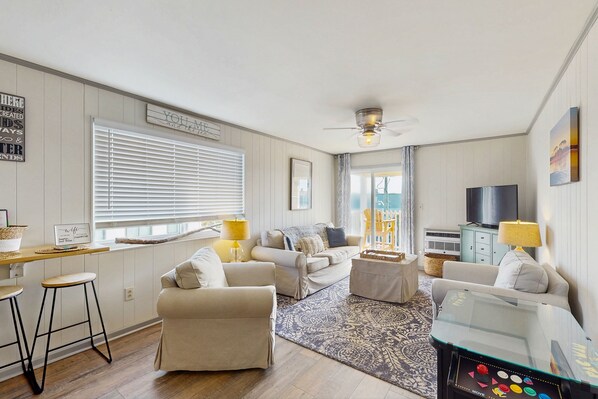 TV, video games - Oceanview condo with pool, private balcony, W/D & steps to beach (North Myrtle Beach)