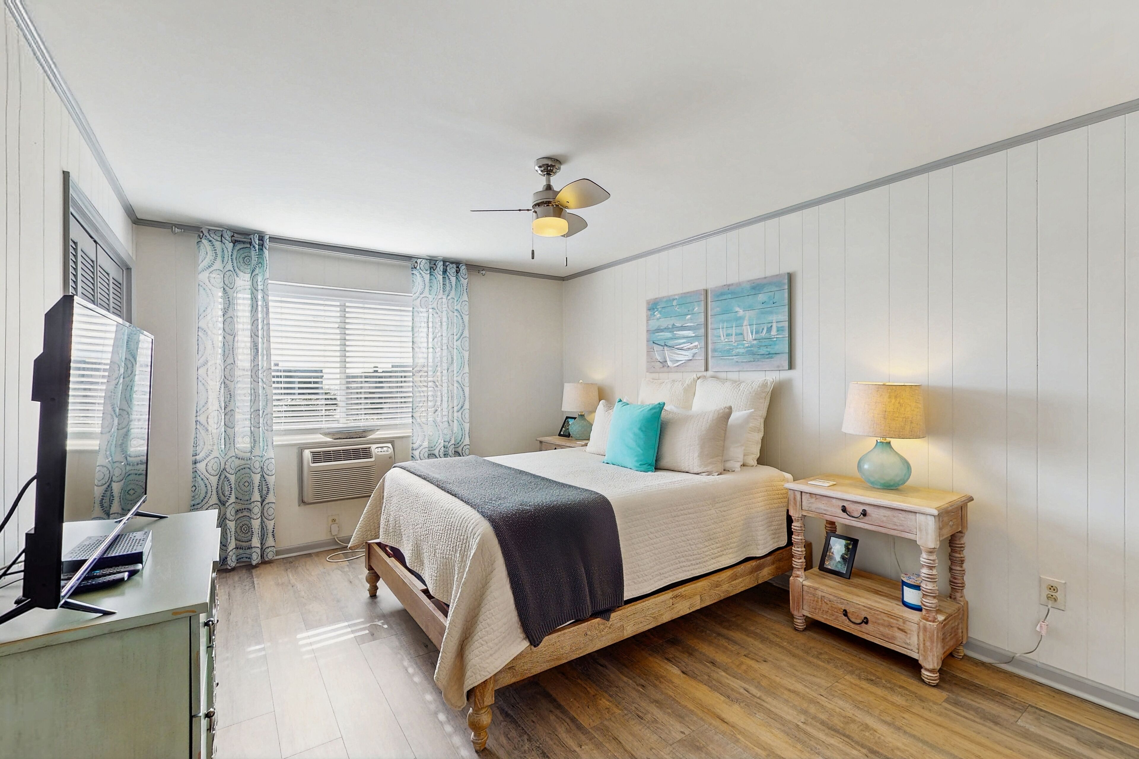 2 chambres, fer et planche à repasser, accès Internet, draps fournis