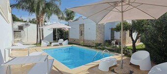 Boomerang Apartments 5 - Luxury Design Suite con Piscina ad Avetrana – a soli 5 minuti dalla Salina dei Monaci