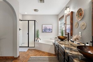 Hair dryer, towels - Bell Rock | Pool, Spa (Sedona)