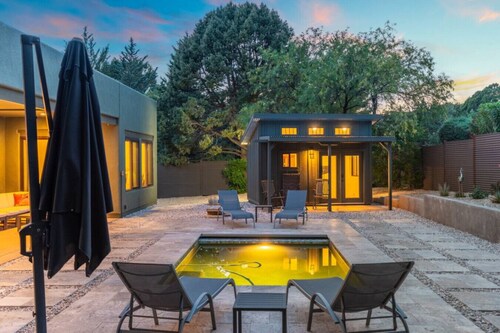 Emerald Escape | Heated Pool, Sauna, Spa, Views