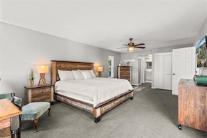 3 bedrooms, WiFi, bed sheets, wheelchair access