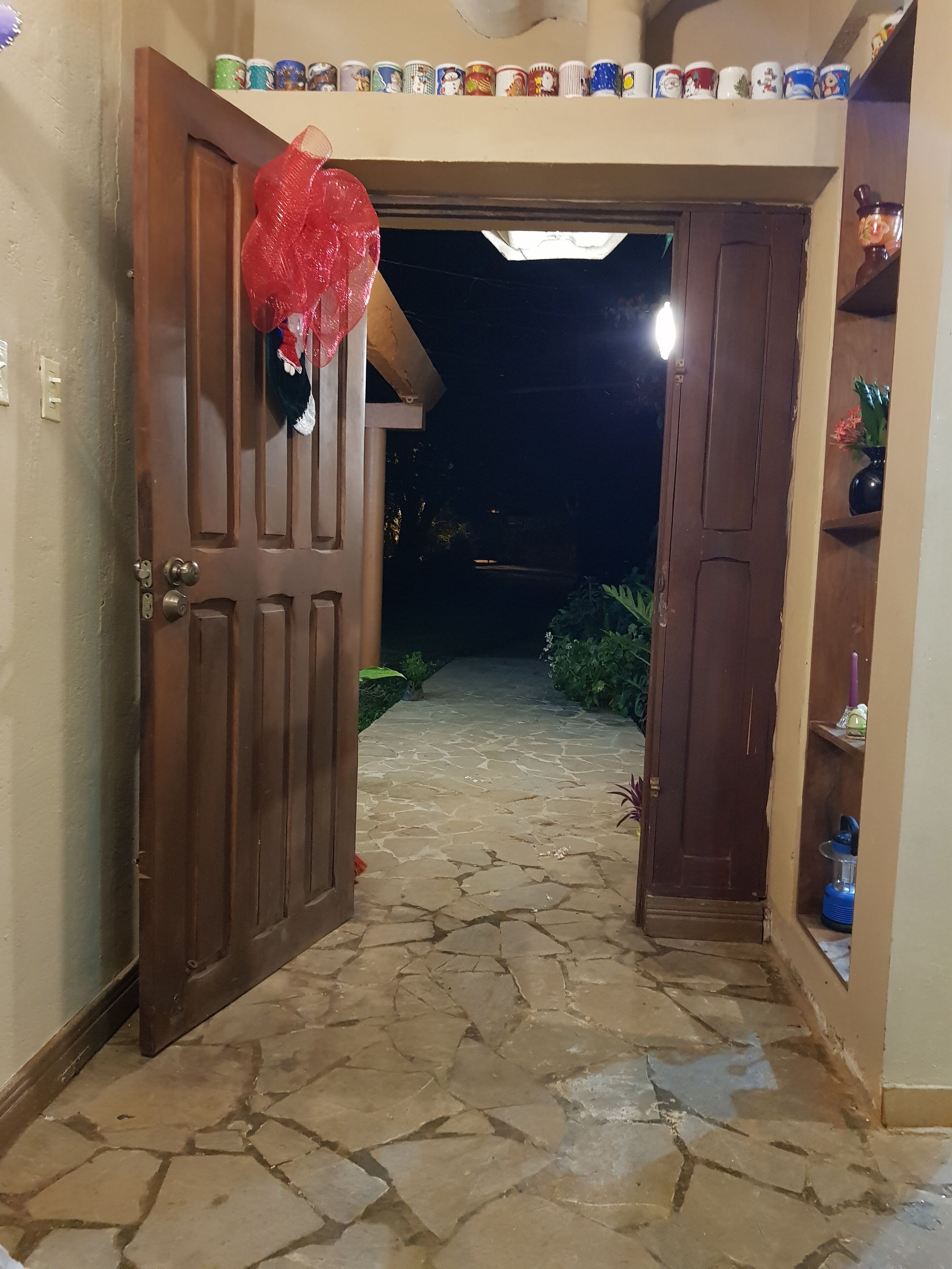 Familien-Ferienhaus, Blick auf den Innenhof | Innenbereich