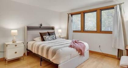 Spacious, Quiet, 4BR+office, 1.5 acres yard