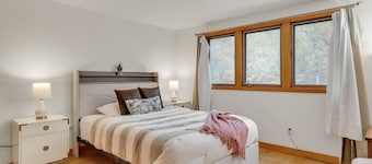 Spacious, Quiet, 4BR+office, 1.5 acres yard