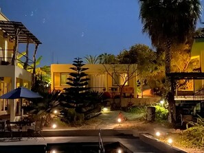 Terrace/patio - Siren Casita - Incredible Ocean Views, A/C & Heated Saltwater Pool (Todos Santos)