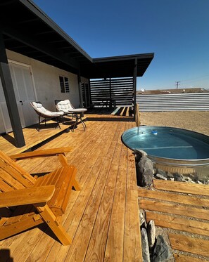 Terrace/patio - Modern Oasis-Pool + Deck. 7 mins to Joshua Tree National Park- 2 Bedroom-2 Bath (Twentynine Palms)