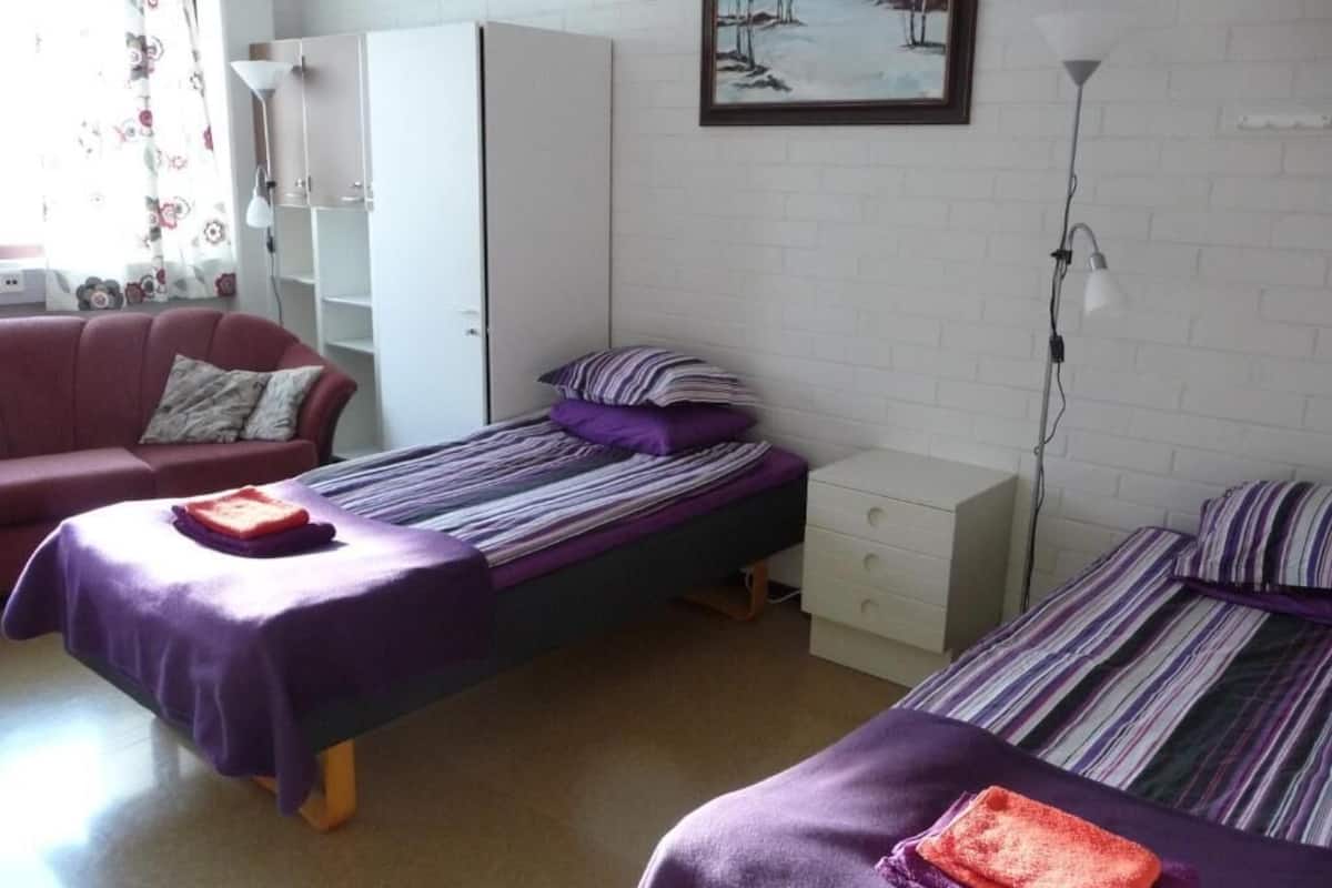 Firemannsrom – basic | Skrivebord, strykejern/-brett og wi-fi (inkludert)