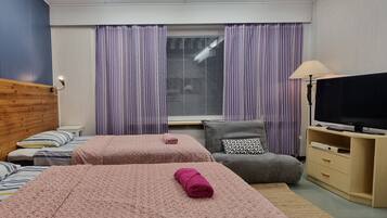 Comfort Double Room | Desk, iron/ironing board, free WiFi