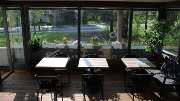 Comfort Single Room, Garden View | Teres/patio