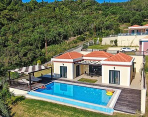 Outdoor pool - Villa Semeli (Corfu)
