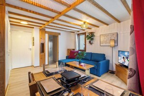 TV - Ski-In and Out Mountain View Escape 47 (Val Thorens)