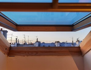 View from property - Charming Left Bank Studio /Elevator/Near Seine (Paris)