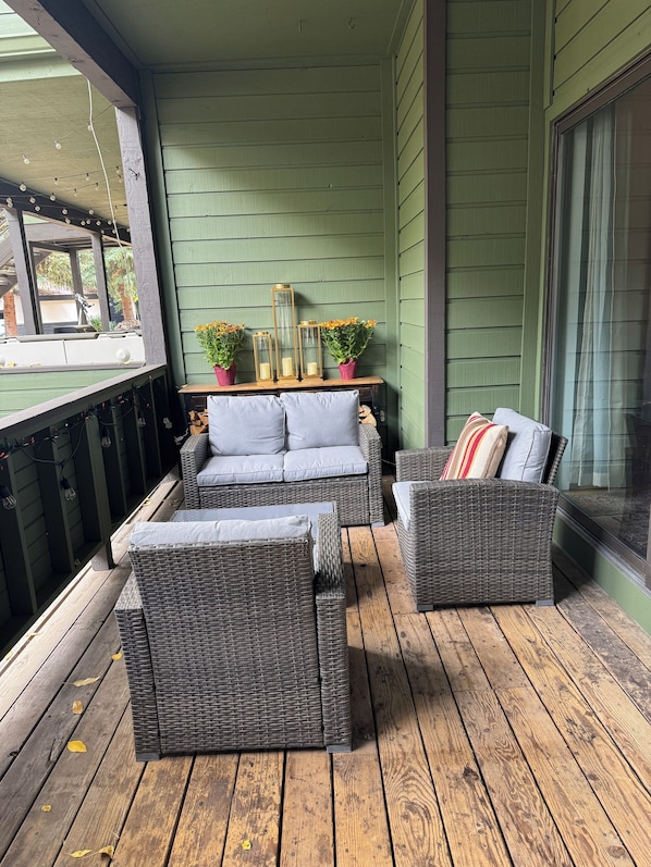 Terrace/patio - Serene 2-bedroom condo in Eagle-Vail, perfect for a fun getaway (Avon)