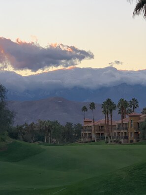 Exterior - Coachella @ Marriott’s Palm Desert Villas II, One bedroom/Kitchen on golf course (Palm Desert)