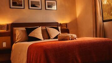 Luxury Penthouse, Garden View | In-room safe, blackout curtains, free WiFi