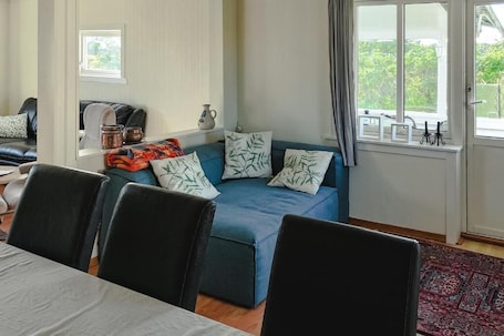 Área de sala de estar. DET HUSET PÅ LANDET