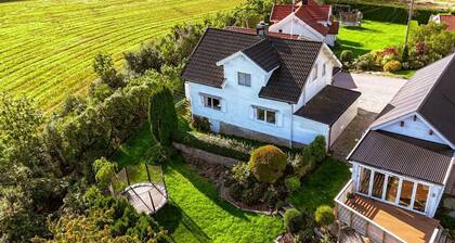 DET HUSET PÅ LANDET