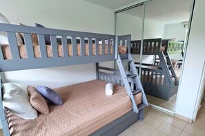 3 bedrooms, iron/ironing board, free WiFi, bed sheets - Penthouse with Pool Near El Yunque & Luquillo Beaches (Río Grande)