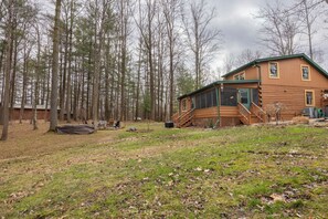 Exterior - Cliffton House - A Woodland Retreat near Patoka Lake. Hot tub, game room. (Birdseye)