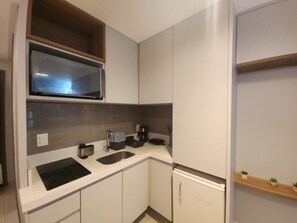 Departamento básico | Cocina privada