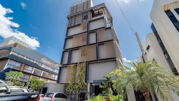 Apartamento básico | Fachada
