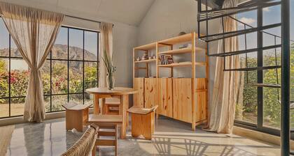 Loft Casa ODA, beautiful mountainfront retreat, quiet luxury